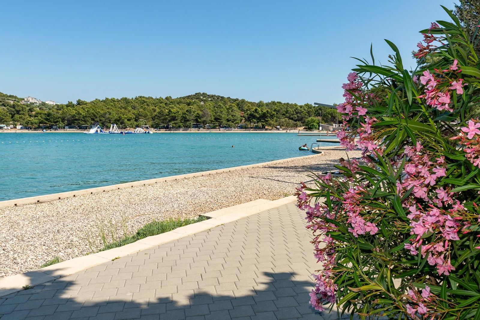 יזרה Mobilheim Andrea Wunderschoene Ferienwohnung Direkt Am Meer מראה חיצוני תמונה